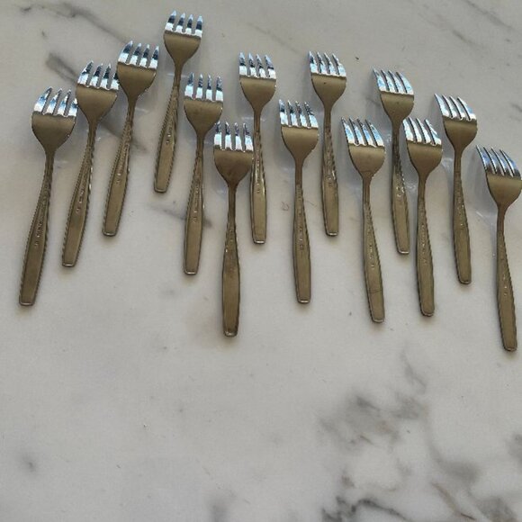 Set of 14 Rogers Stainless Dessert/Salad Forks - Picture 2 of 4
